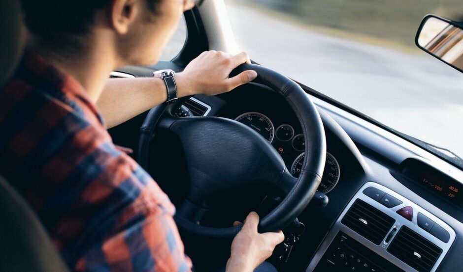 Wechsel der KFZ-Versicherung: „Nicht immer ist das günstigste Angebot auch das Beste“