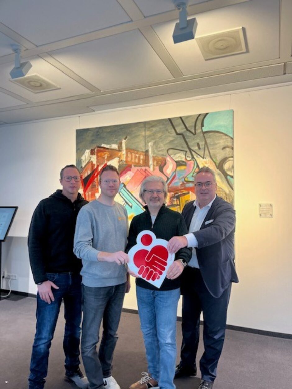 Erfolgreiche vierte Adventsbrotaktion der Sparkasse Hamm: 1.000 Euro für die Hammer Tafel